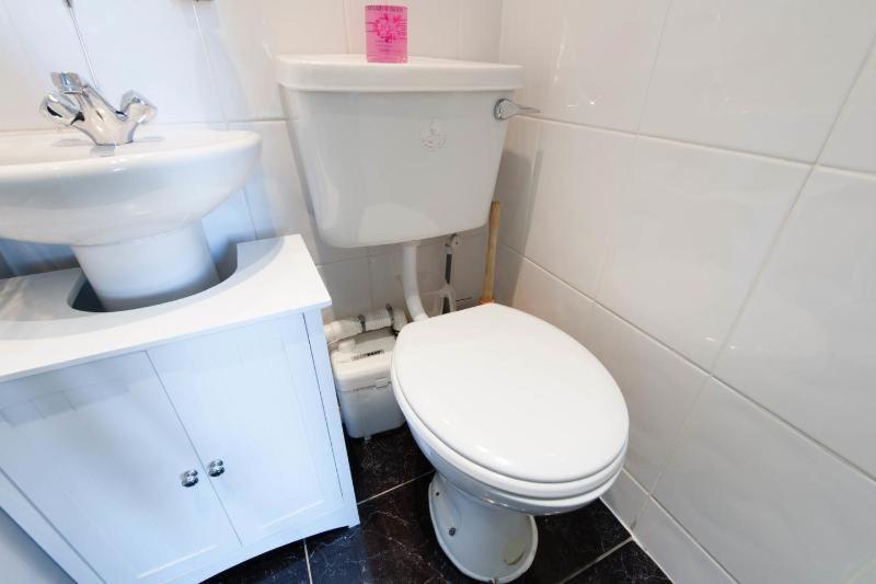 Edinburgh Central Roomz Aparthotel Εξωτερικό φωτογραφία
